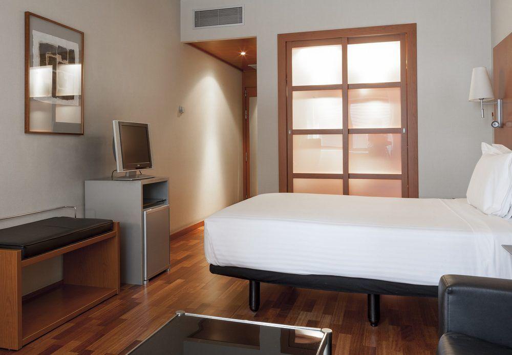 Ac Hotel Aravaca By Marriott Мадрид Екстериор снимка