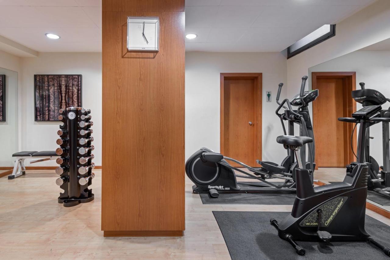 Ac Hotel Aravaca By Marriott Мадрид Екстериор снимка